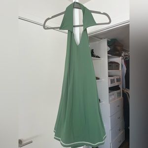 Set active collared green dress